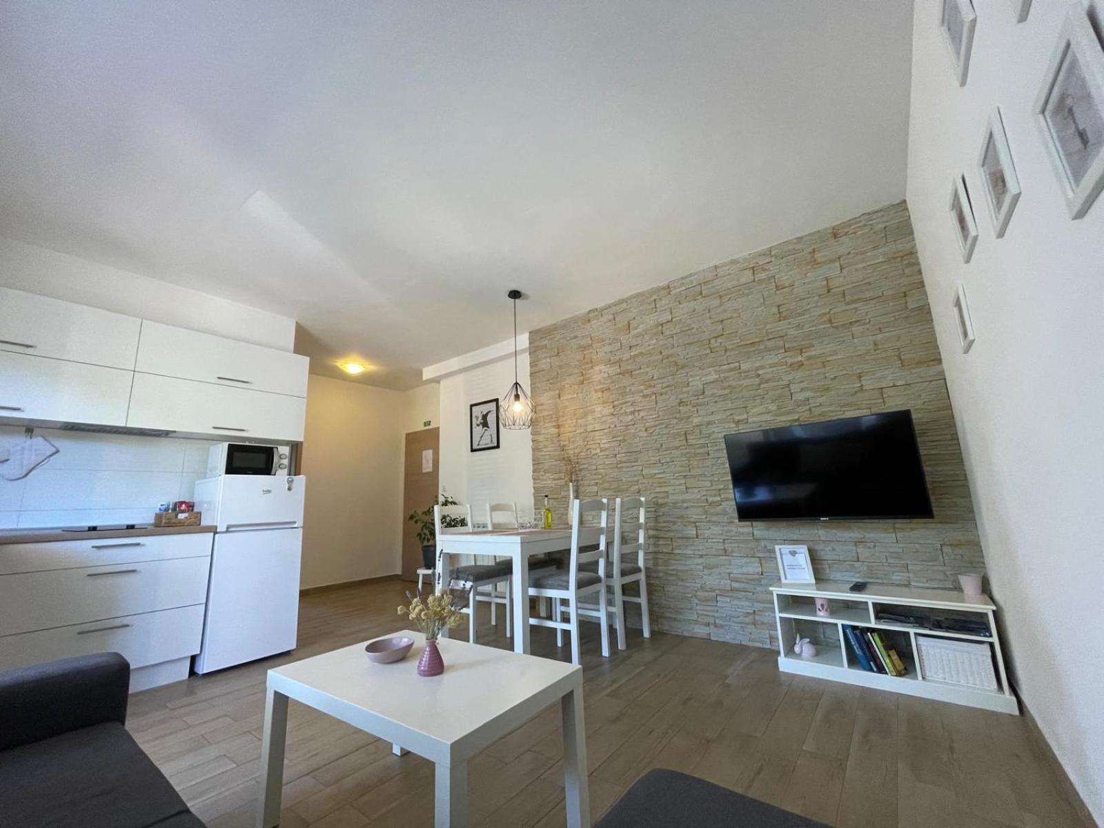 Apartments Nada Betina  Exterior photo